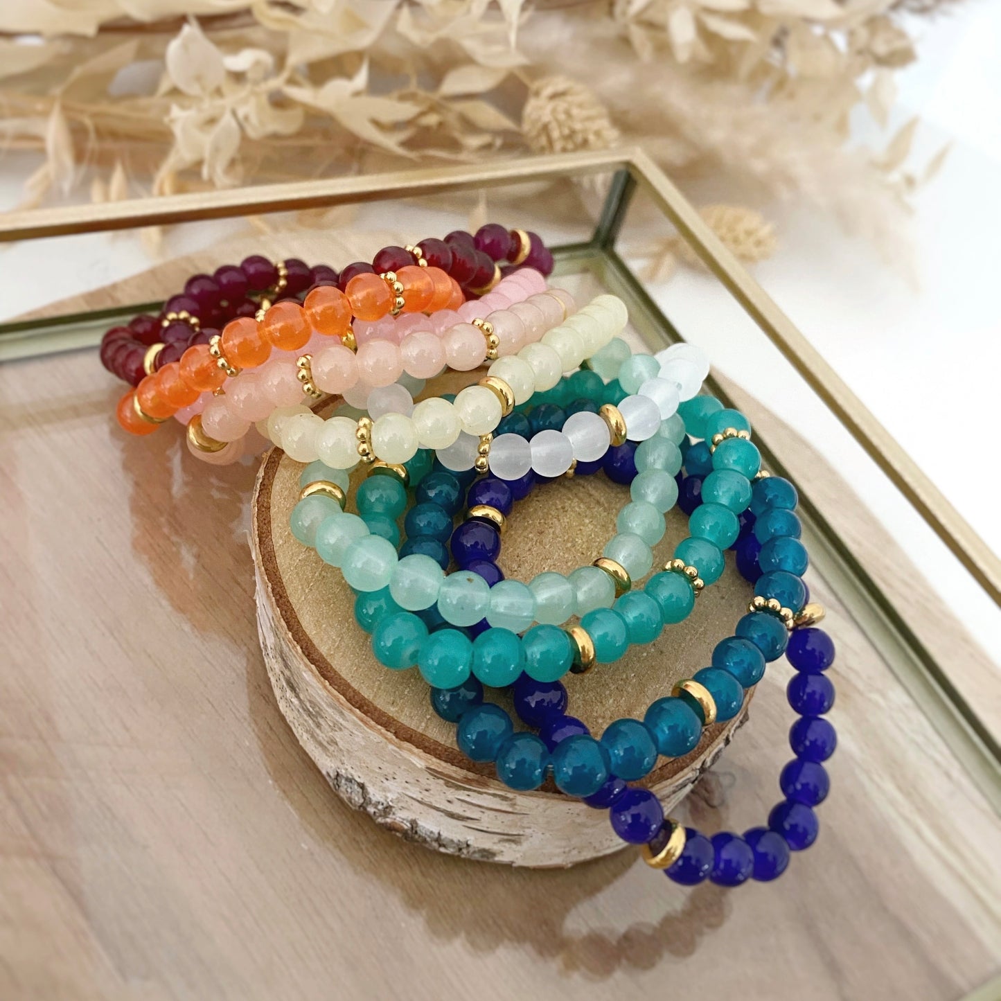 bracelet en perles rondes multi couleur pour femme made in Bretagne